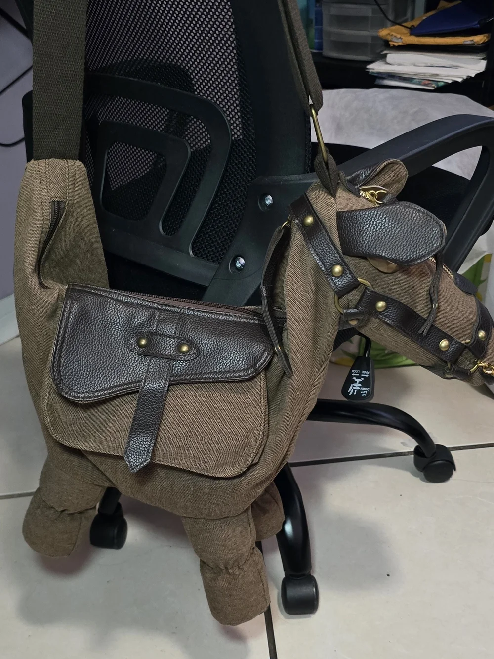 Novelty Khaki Brown Canvas Horse-Shaped Crossbody Bag